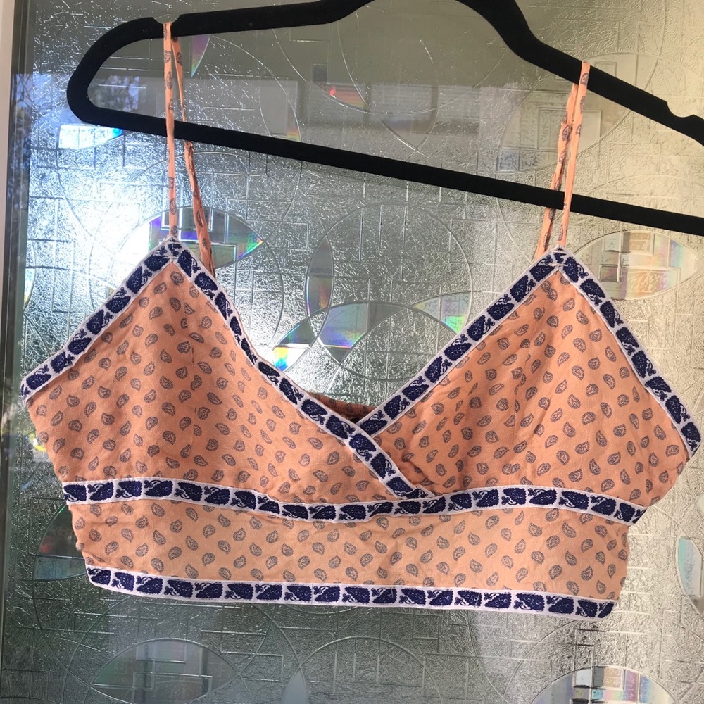 UO pretty paisley peach summery top